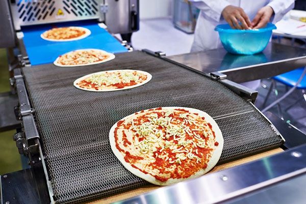 Conveyor oven pizza